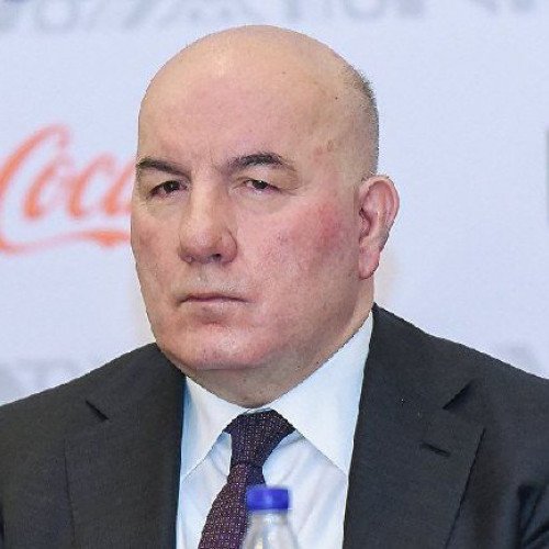Elman Rüstəmov Mərkəzi Bankın sədri vəzifəsindən çıxarılır