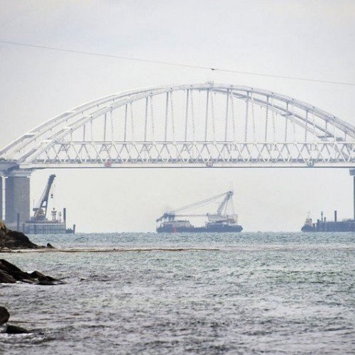 Rusiya Azov dənizində gəmilərin hərəkətini müvəqqəti dayandırıb