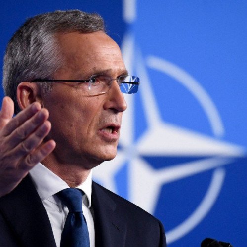 NATO Rusiyanı qoşunlarını Ukrayna sərhədlərindən çıxarmağa çağırıb